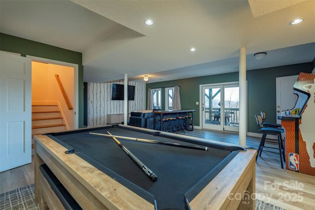 322 Goldenleaf Road, Mars Hill, NC 28754