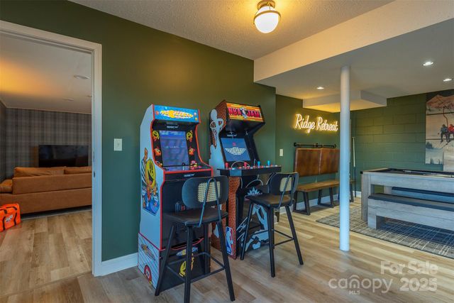 322 Goldenleaf Road, Mars Hill, NC 28754