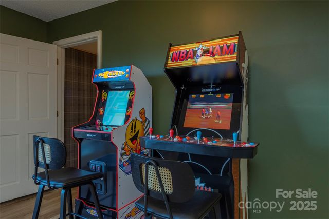 322 Goldenleaf Road, Mars Hill, NC 28754