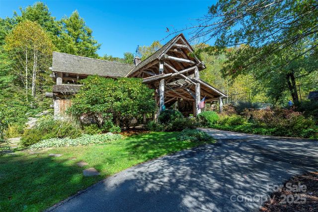 322 Goldenleaf Road, Mars Hill, NC 28754