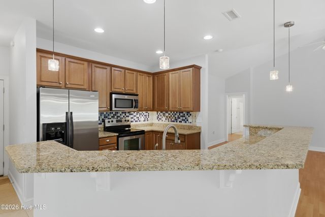 8775 Lanvale Oaks Drive NE, Leland, NC 28451