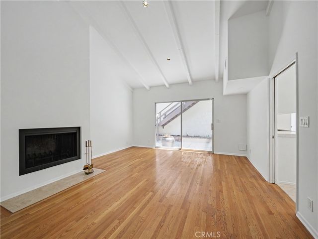 10424 Oletha, Los Angeles, CA 90077