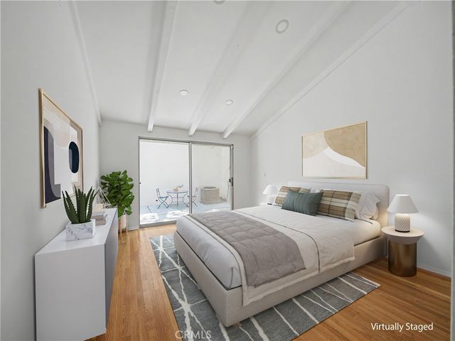 10424 Oletha, Los Angeles, CA 90077