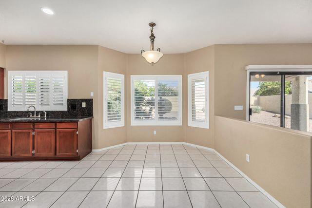 4334 E ANDERSON Drive, Phoenix, AZ 85032