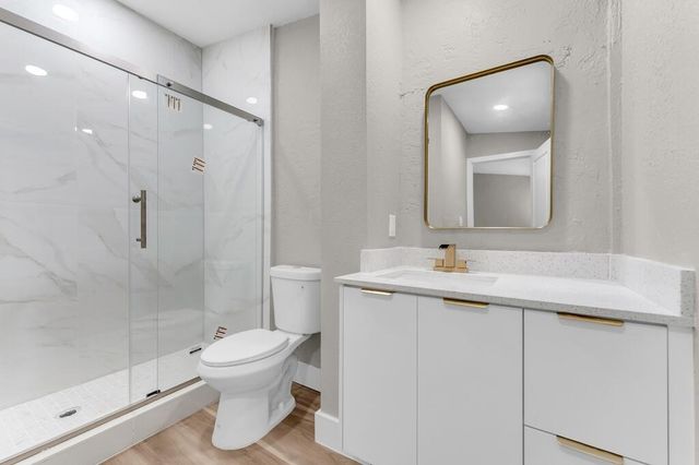 4281 NW 76 Avenue, Davie, FL 33328