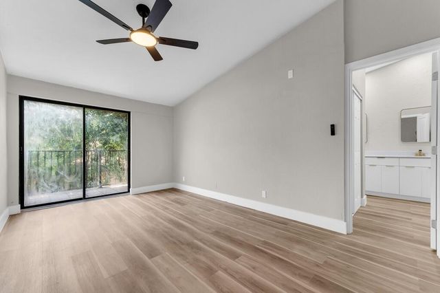 4281 NW 76 Avenue, Davie, FL 33328