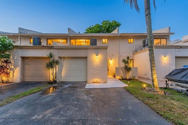 4281 NW 76 Avenue, Davie, FL 33328