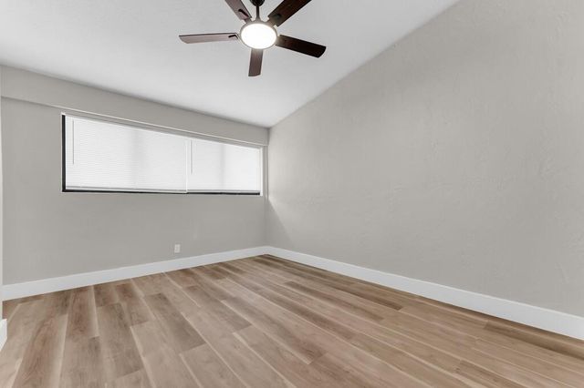 4281 NW 76 Avenue, Davie, FL 33328