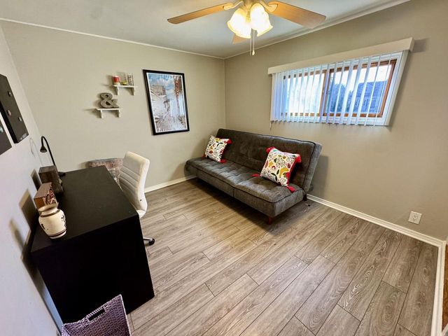 3240 N 84th STREET, Milwaukee, WI 53222