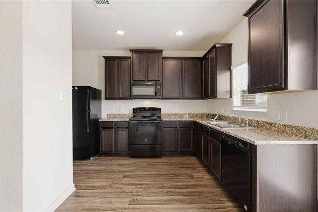 19912 Woodrow Wilson ST, Manor, TX 78653
