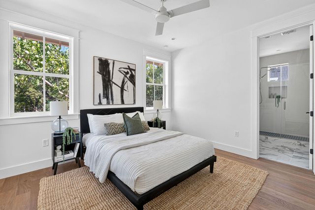 210 W Mockingbird LN 3, Austin, TX 78745