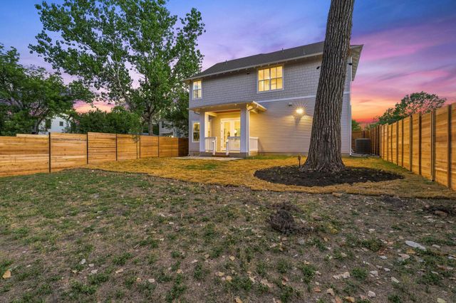 210 W Mockingbird LN 3, Austin, TX 78745