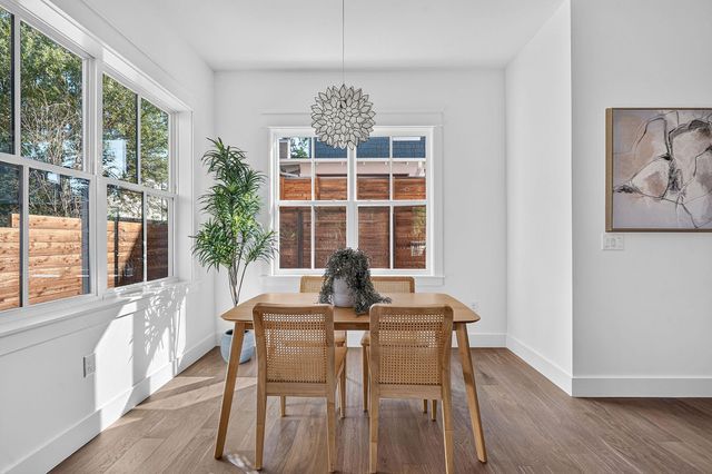 210 W Mockingbird LN 3, Austin, TX 78745