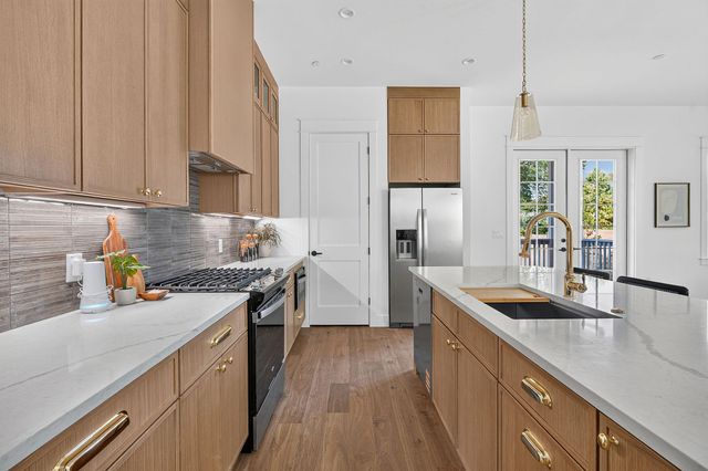 210 W Mockingbird LN 3, Austin, TX 78745