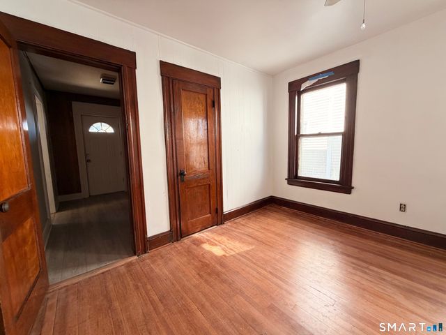 394 Bishop Avenue 1, Bridgeport, CT 06610