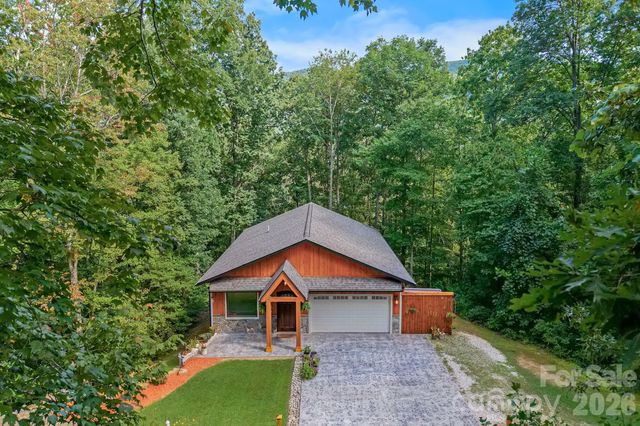 506 Silent Forest Drive, Canton, NC 28716