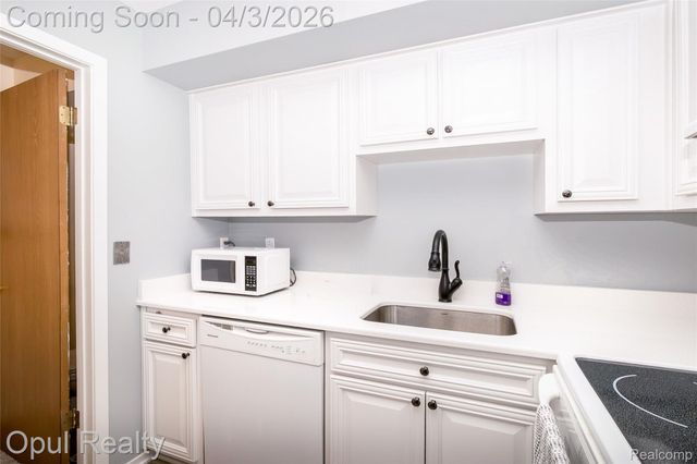 29562 Clarita Street, Livonia, MI 48152