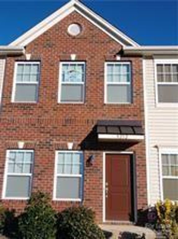 5212 Prosperity Church Road, Charlotte, NC 28269