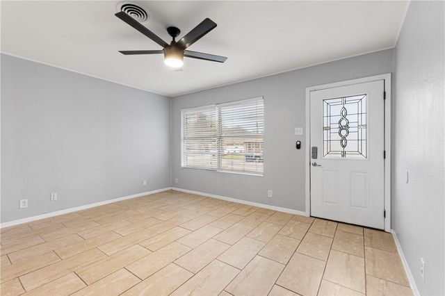 4033 Key West Dr, Corpus Christi, TX 78411