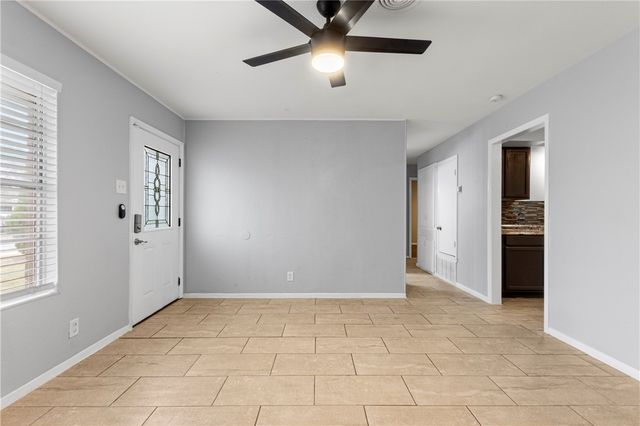 4033 Key West Dr, Corpus Christi, TX 78411