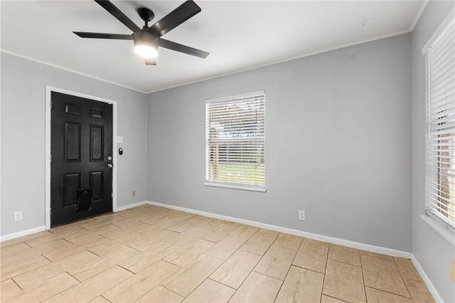 4033 Key West Dr, Corpus Christi, TX 78411