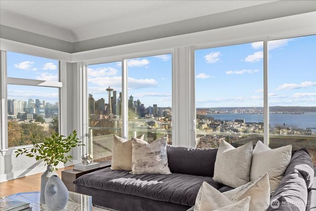 307 W Highland Drive, Seattle, WA 98119