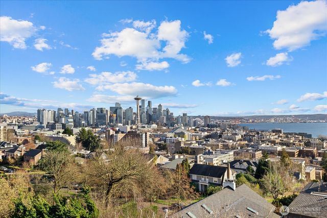 307 W Highland Drive, Seattle, WA 98119