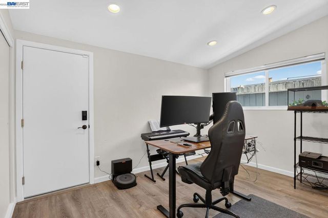2786 Bal Harbor Ln, Hayward, CA 94545