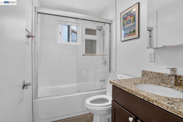 2786 Bal Harbor Ln, Hayward, CA 94545