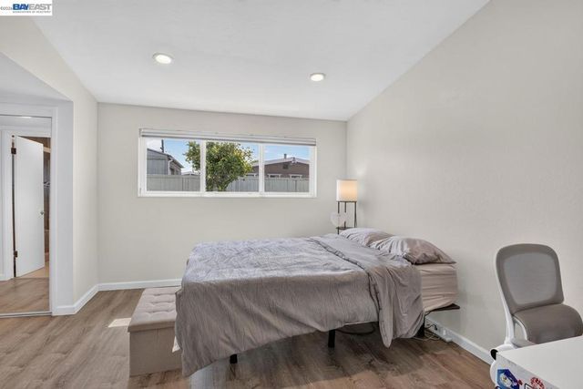 2786 Bal Harbor Ln, Hayward, CA 94545