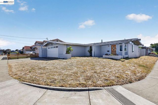 2786 Bal Harbor Ln, Hayward, CA 94545