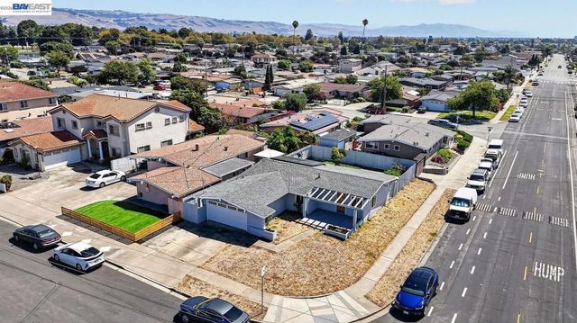 2786 Bal Harbor Ln, Hayward, CA 94545