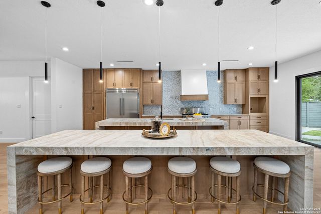 718 RIDGEMONT AVE, Terrell Hills, TX 78209