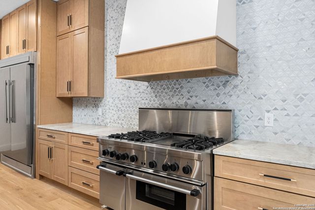 718 RIDGEMONT AVE, Terrell Hills, TX 78209