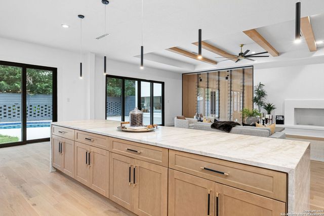 718 RIDGEMONT AVE, Terrell Hills, TX 78209