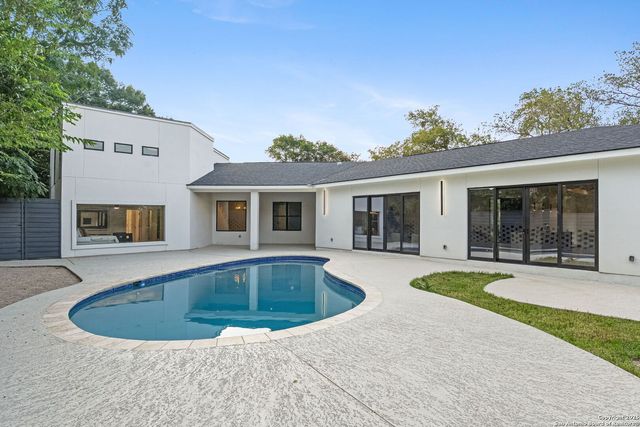 718 RIDGEMONT AVE, Terrell Hills, TX 78209