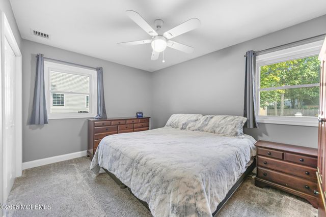 211 3rd Avenue, Tuckerton, NJ 08087