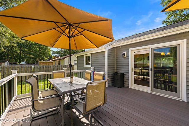 211 3rd Avenue, Tuckerton, NJ 08087