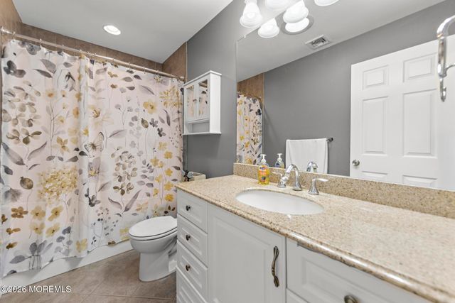 211 3rd Avenue, Tuckerton, NJ 08087