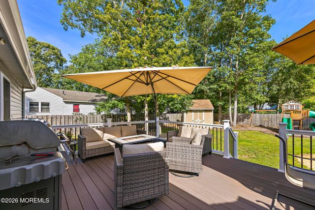 211 3rd Avenue, Tuckerton, NJ 08087