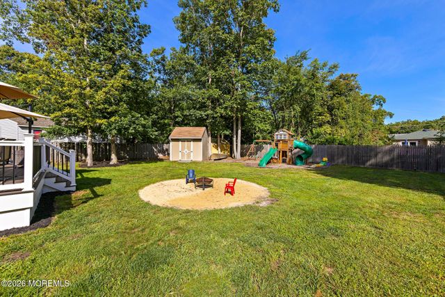 211 3rd Avenue, Tuckerton, NJ 08087