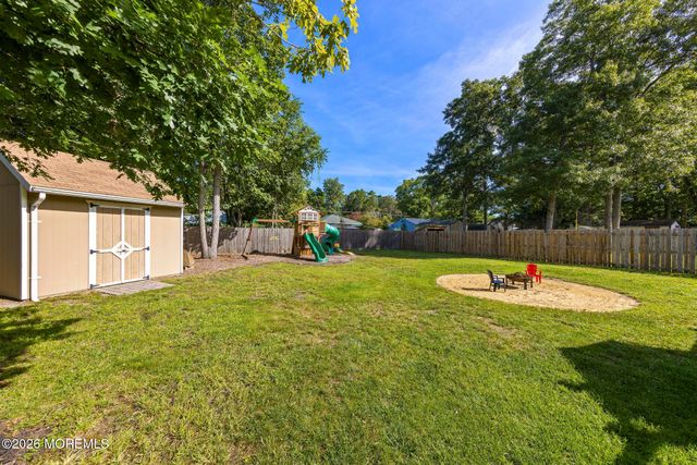 211 3rd Avenue, Tuckerton, NJ 08087