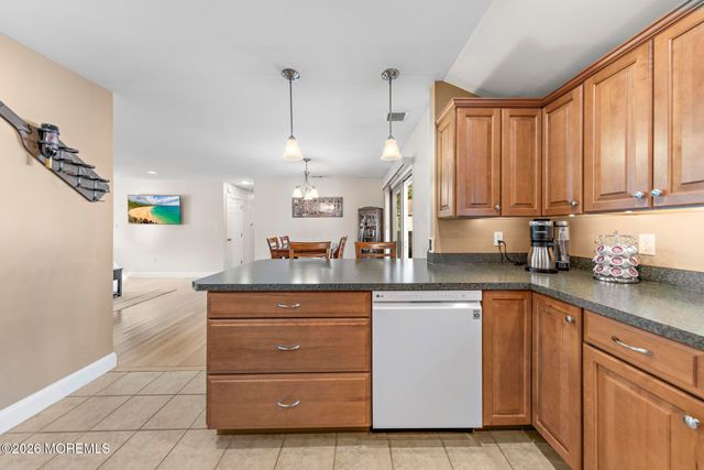 211 3rd Avenue, Tuckerton, NJ 08087