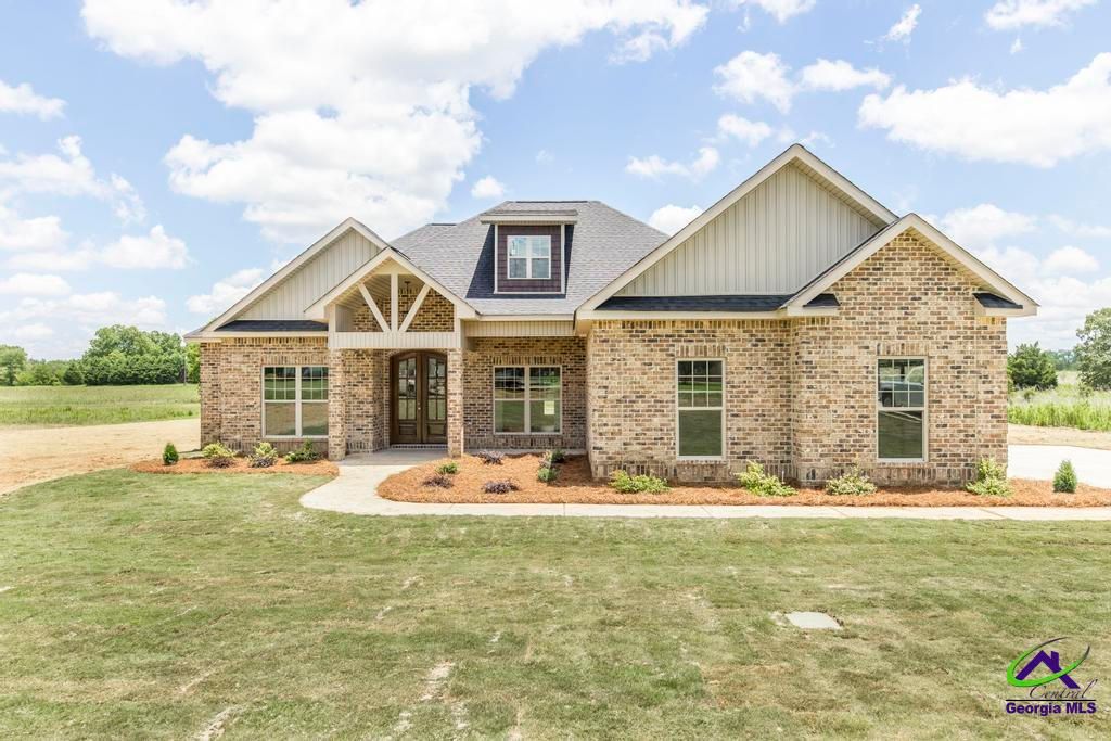299 Mystic Circle, Byron, GA 31008