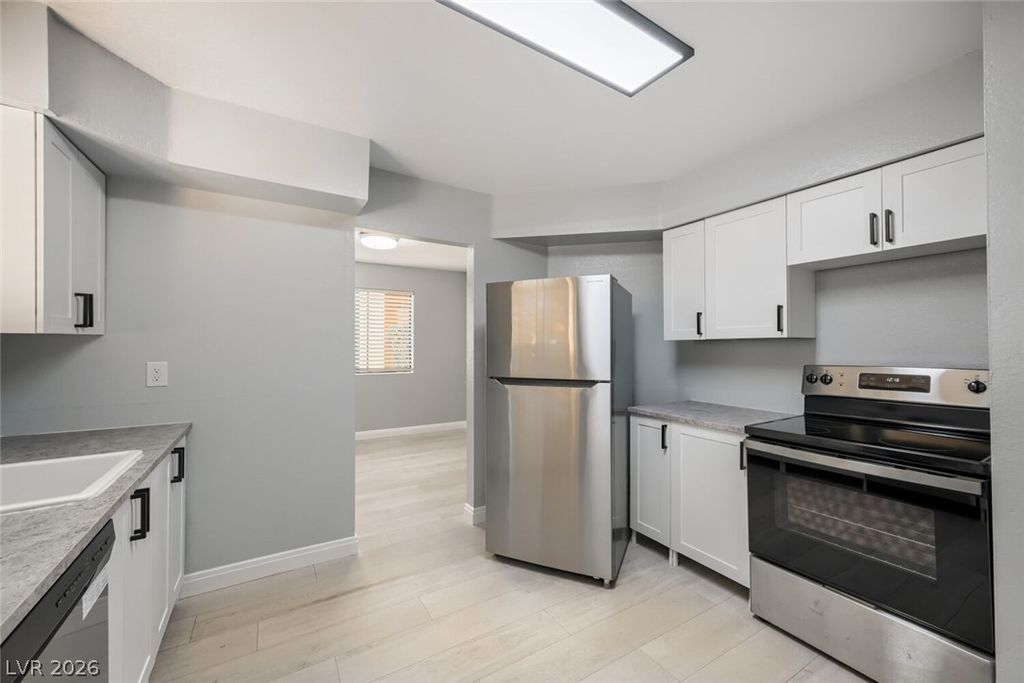 3151 Soaring Gulls Drive 1129, Las Vegas, NV 89128 — photo 4