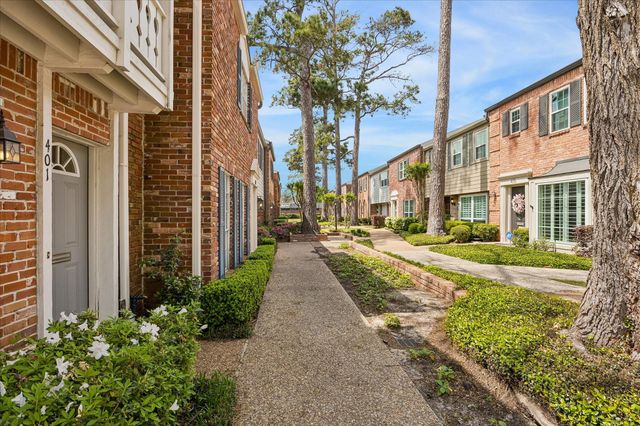 401 Bendwood Drive 35, Houston, TX 77024
