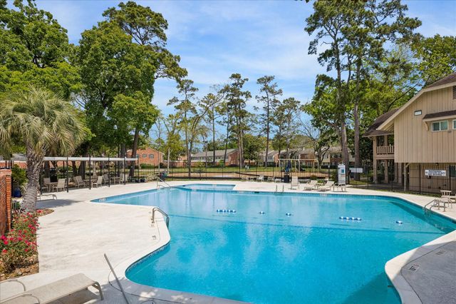 401 Bendwood Drive 35, Houston, TX 77024