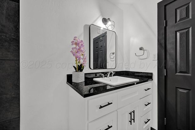 2005 NW 17TH Avenue, Amarillo, TX 79107