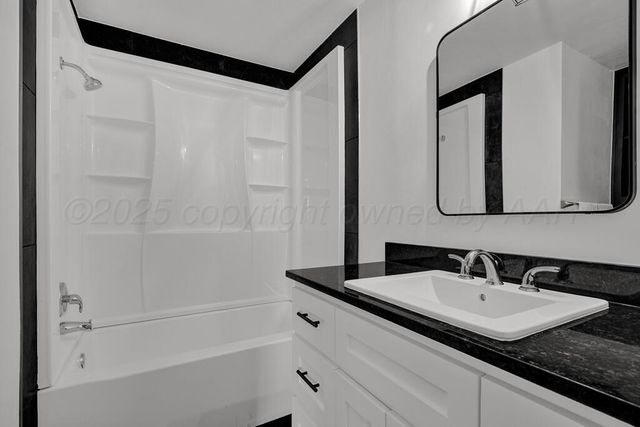 2005 NW 17TH Avenue, Amarillo, TX 79107