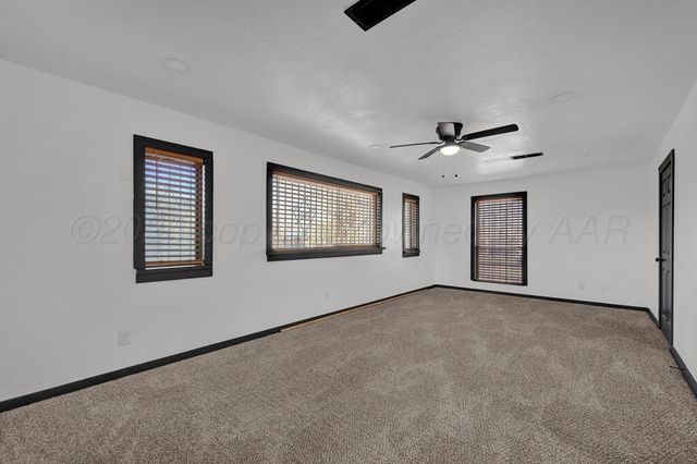 2005 NW 17TH Avenue, Amarillo, TX 79107